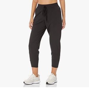 Amazon essentials joggers